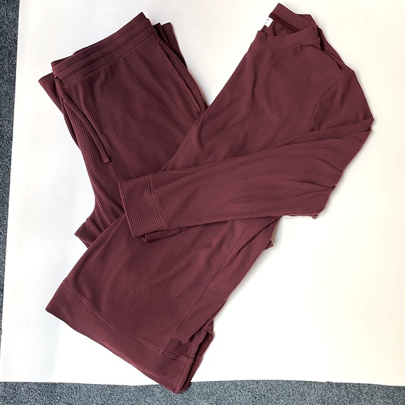 Tommy John Ribbed Pajama Set - Picture 8 of 12